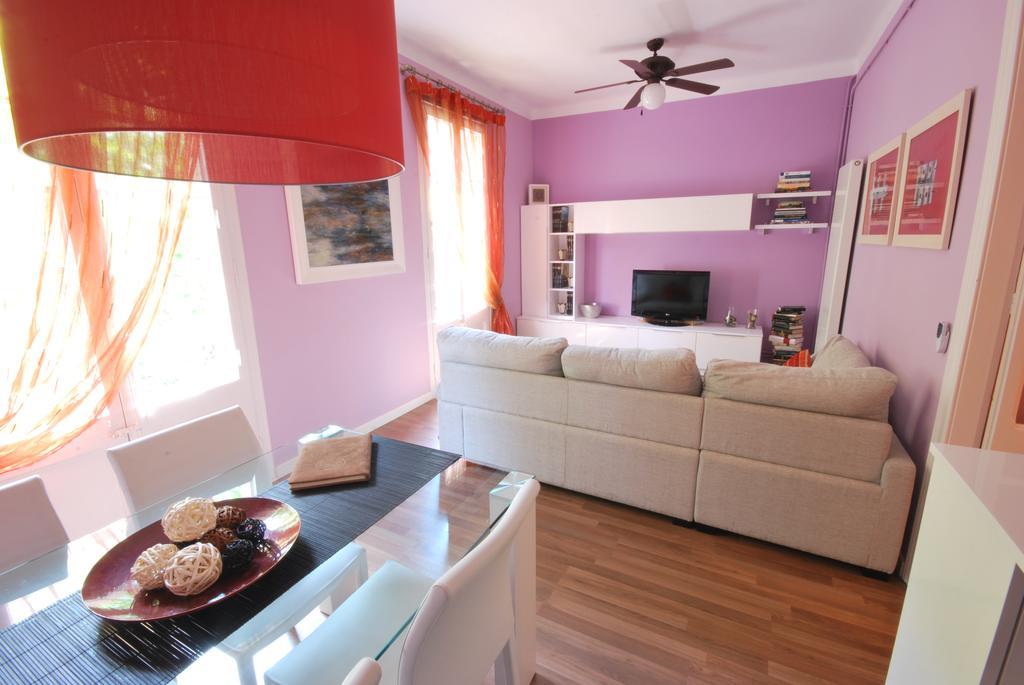 Gaudi Sdb Appartement Barcelona Buitenkant foto